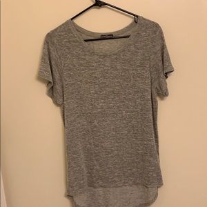 Short sleeved grey top